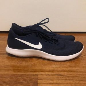 Men’s Nike Running Shoes in Navy Blue